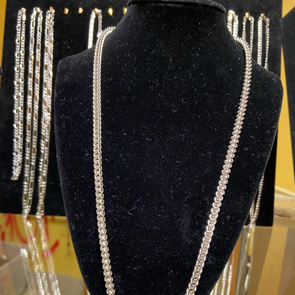 Franco Chain - Picture 1 of 3